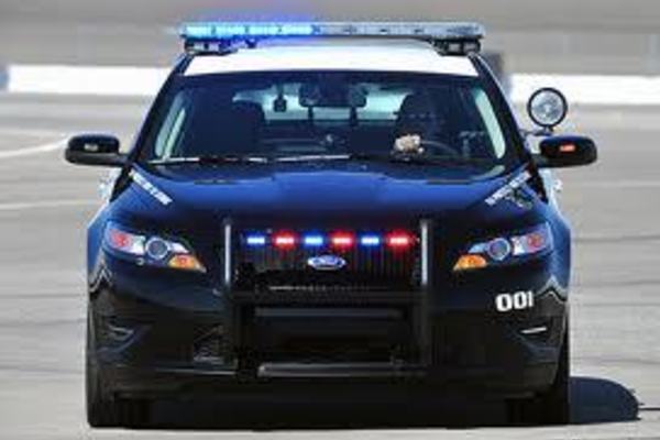 20111222121909-police_car20111222-21330-oh82p9-0