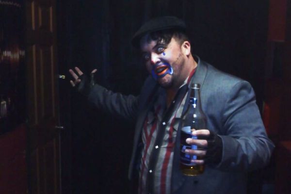 20120123151408-sneer