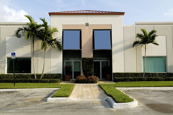 20121004140053-fau_innovation_ctr_3_awningchange_copy