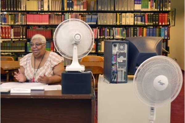 20120717124712-robbins