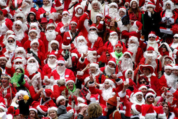 20121126152314-santacon-1