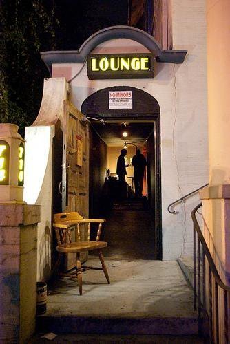 20121206203035-ellastsocialclub