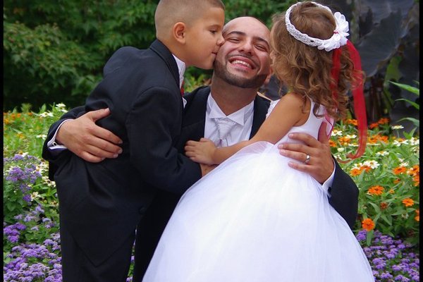 20130112132445-eric_and_2_kids_wedding