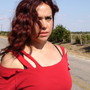 20120522111539-shannon_on_road