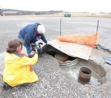 20130409190756-kirsi_and_karen_by_gas_well