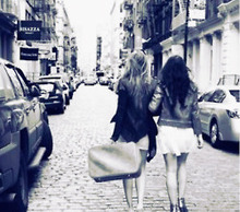 20120504150810-girlfriends_mock_poster